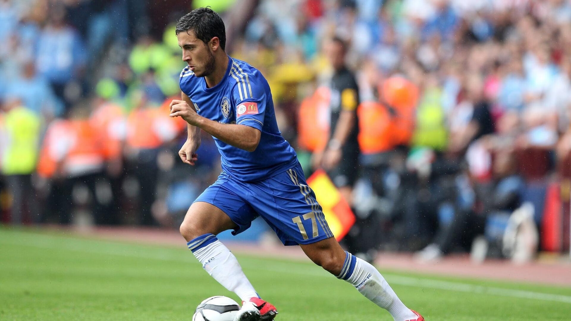 华连特斯取得胜利,重返胜利轨道